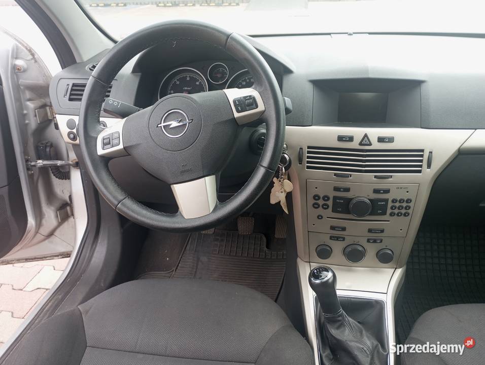 Opel Astra H Sedan 2008 Salon 2 Właściciel 119 Będzin