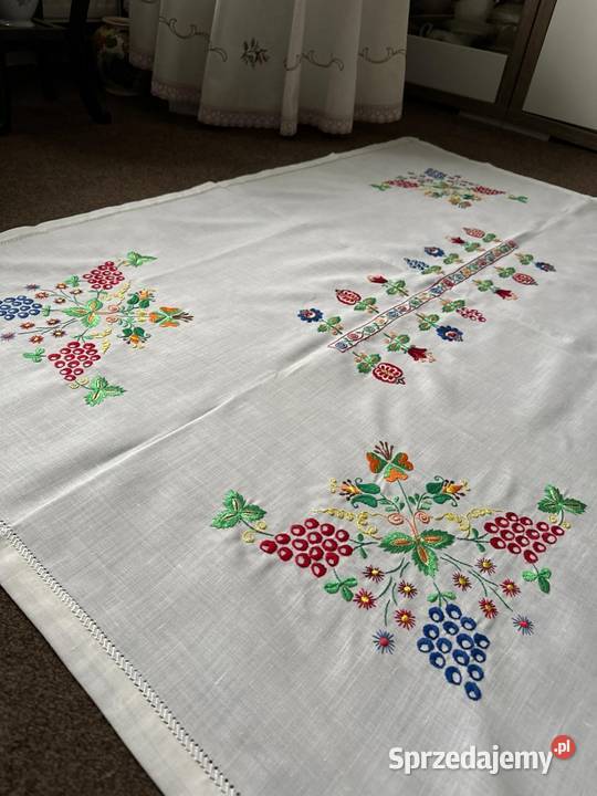 obrus haftowany wzory cebulowe rękodzieło Zabrze