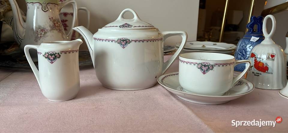 Dzbanek Śnieżnobiała porcelana z kwiatkami Gdańsk