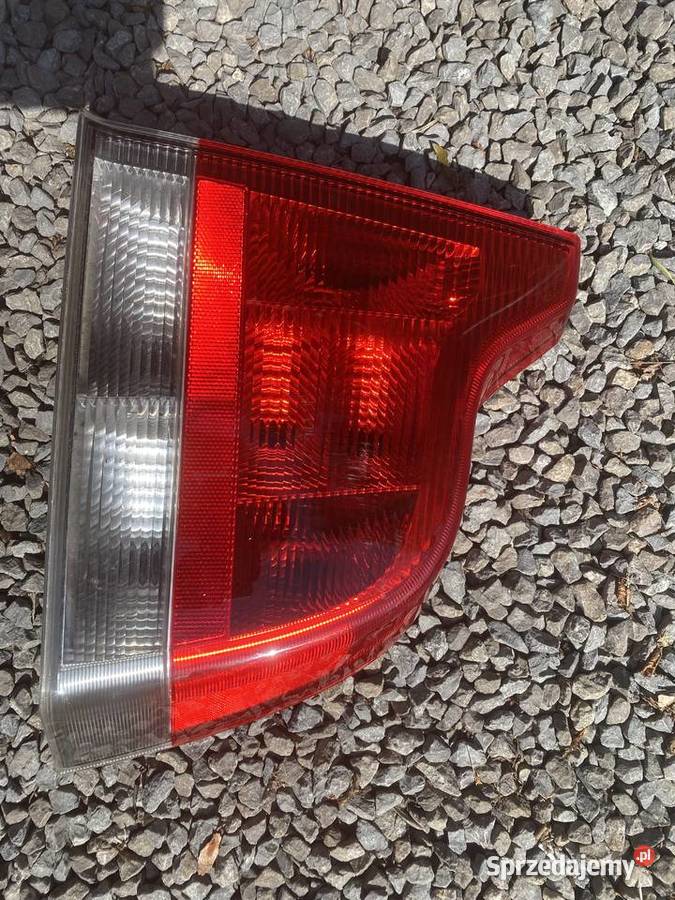 Lampa Volvo tylna prawa 8664080 8664082 osobowe lubelskie Lublin