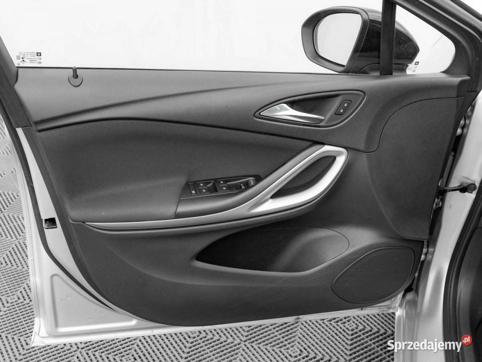 Opel Astra GD1V00412 T Edition Czpark 2 stref ASR (kontrola trakcji) Gdańsk