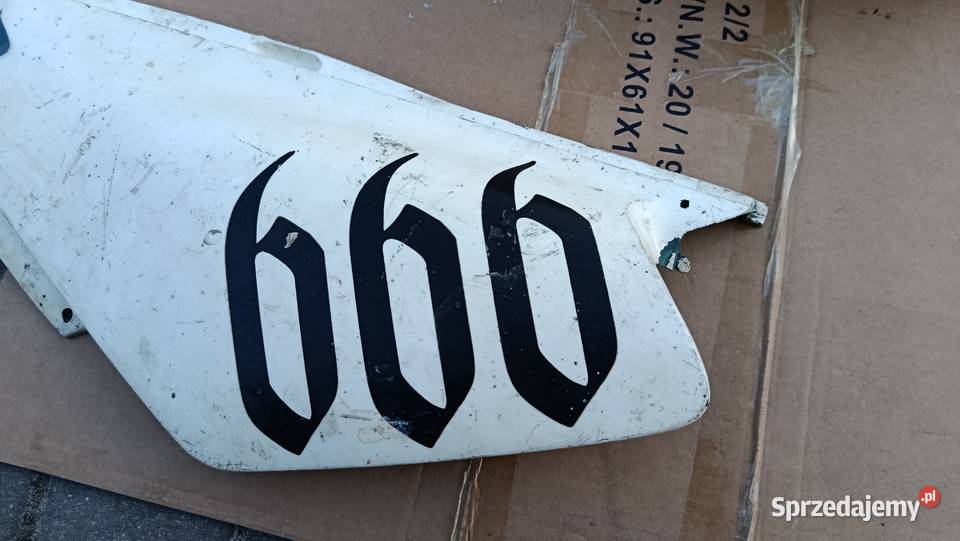 Yamaha XT600 XT 600 E 4PT Plastiki boczki tylne lubelskie sprzedam