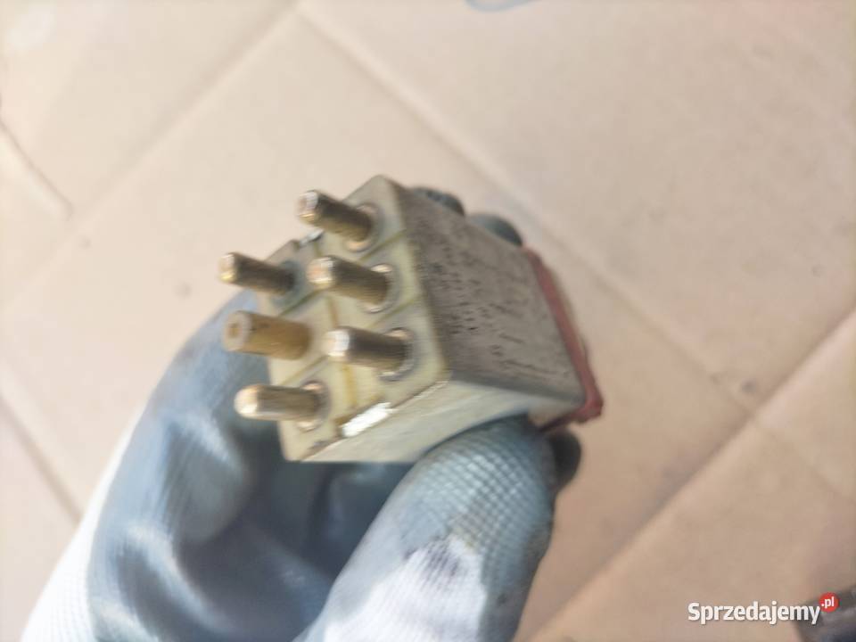 PRZEKAŹNIK 2015400845 MERCEDES osobowe lubelskie Kamień-Kolonia