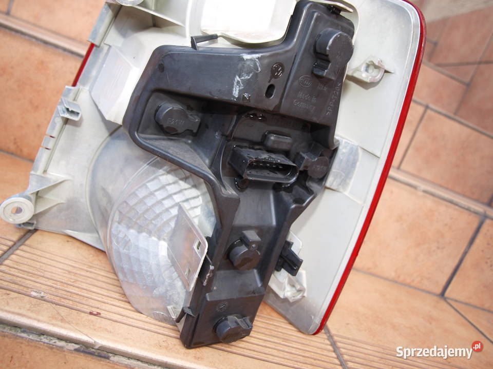 VW Touran I lampy tył 2003 2006r europa Kalisz