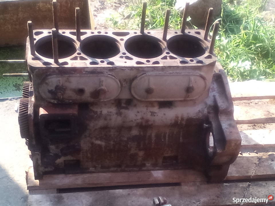 blok silnika ursus c 385 4 cylindry kujawsko-pomorskie Pędzewo