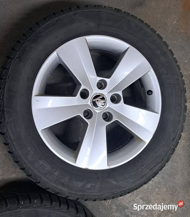 Felgi aluminiowe z oponami 21560R16 Reguły