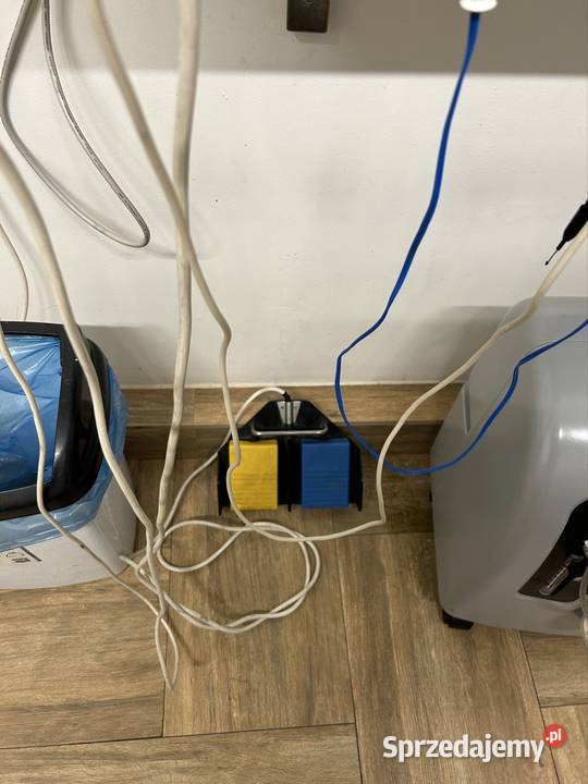 Nóż elektryczny Lancetron sprawny akcesoria Wyszków