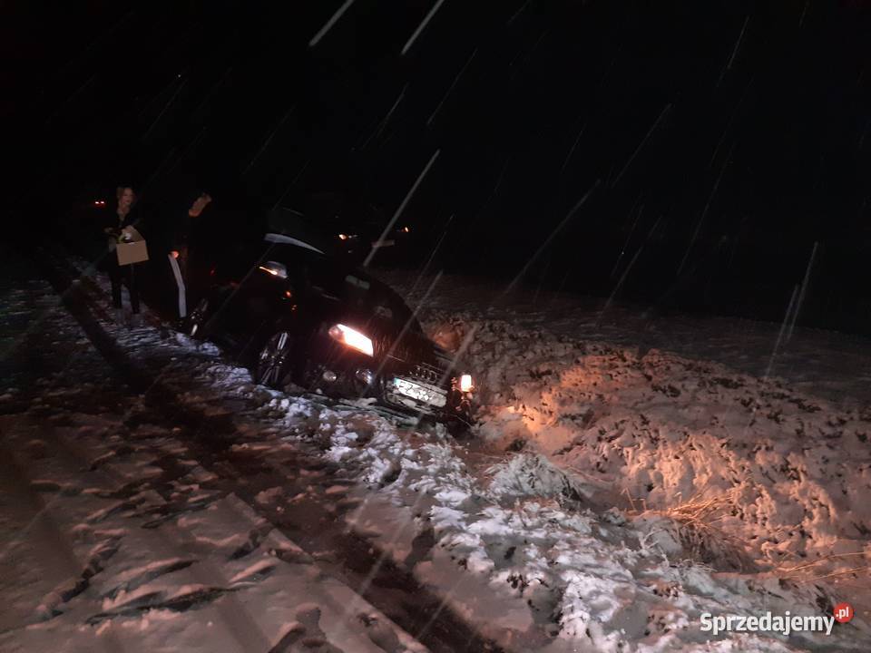 Pomoc drogowa 24h Wyciaganie aut z rowów Leszno