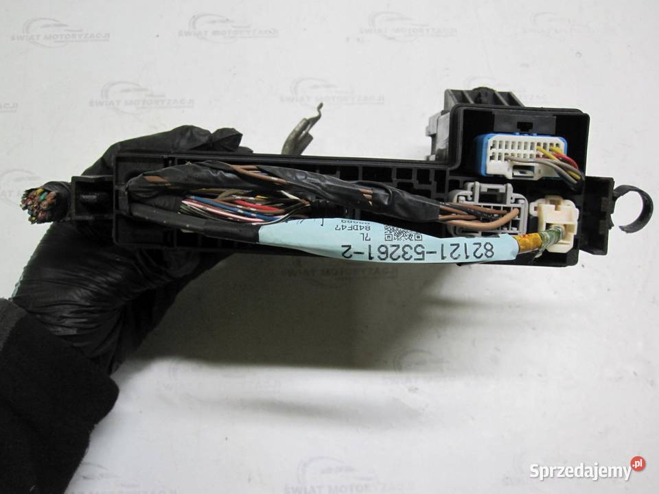 LEXUS IS II 22 D 08r skrzynka bezpieczników osobowe Skrzynki bezpieczników świętokrzyskie