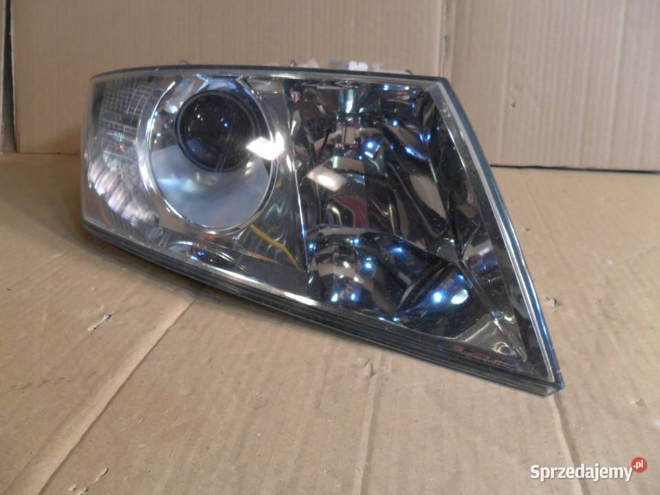 LAMPA PRAWY PRZÓD EU VP4SHX13005CAF SKODA Nowy Tomyśl