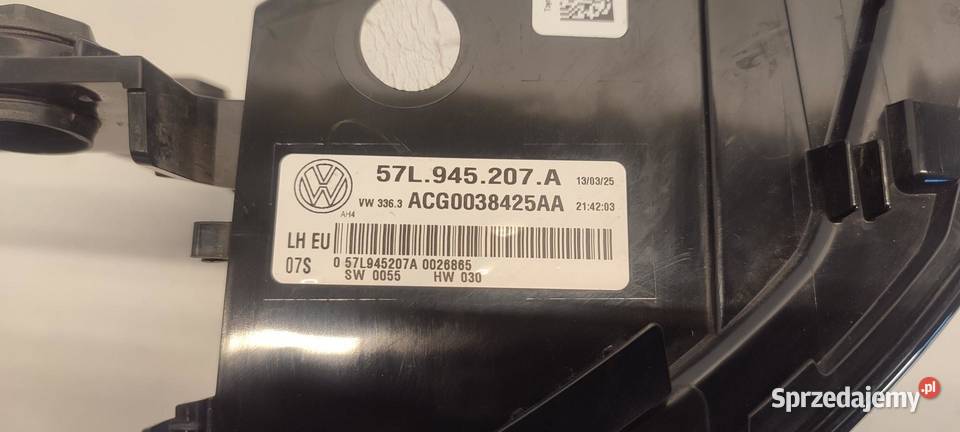 VW TAYRON LAMPA LEWY TYŁ 57L945207A osobowe dolnośląskie