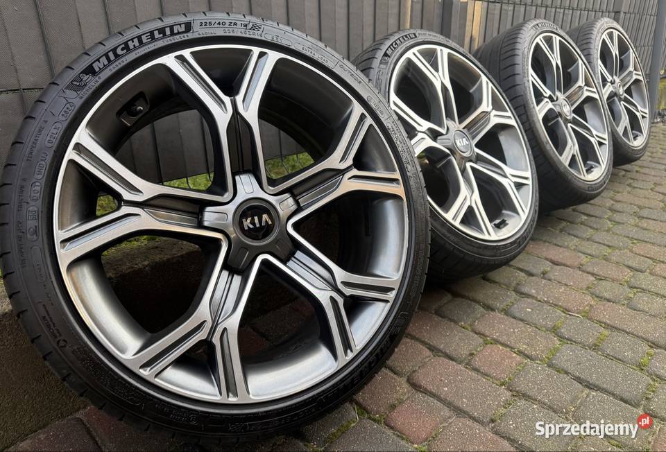 19 Kia Stinger koła felgi komplet 5x1143 8J i Samochodowe Lubasz