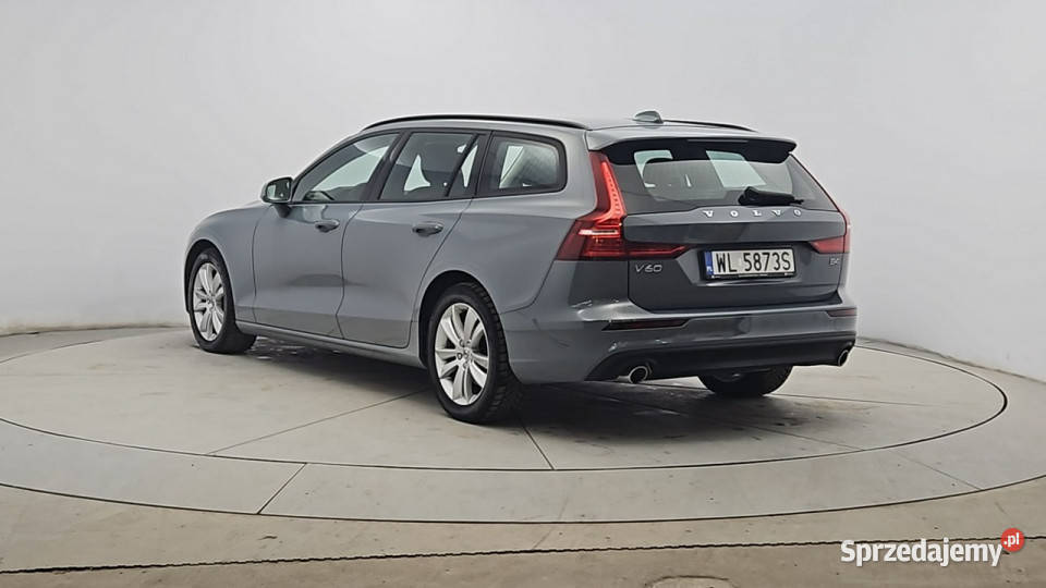 Volvo V60 B4 D Momentum aut Z Polskiego Salonu Warszawa