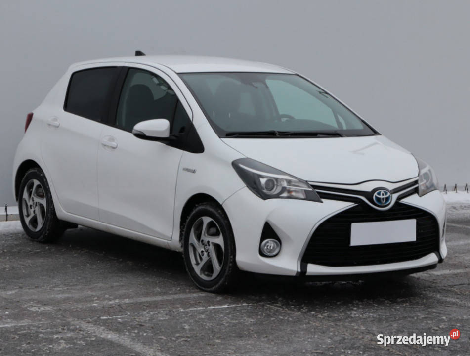 Toyota Yaris 15 Hybrid Lublin