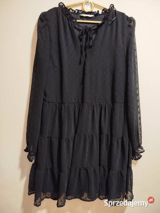 Elegancka czarna sukienka rozmiar 40 Rozmiar 40(L) Biecz sprzedam