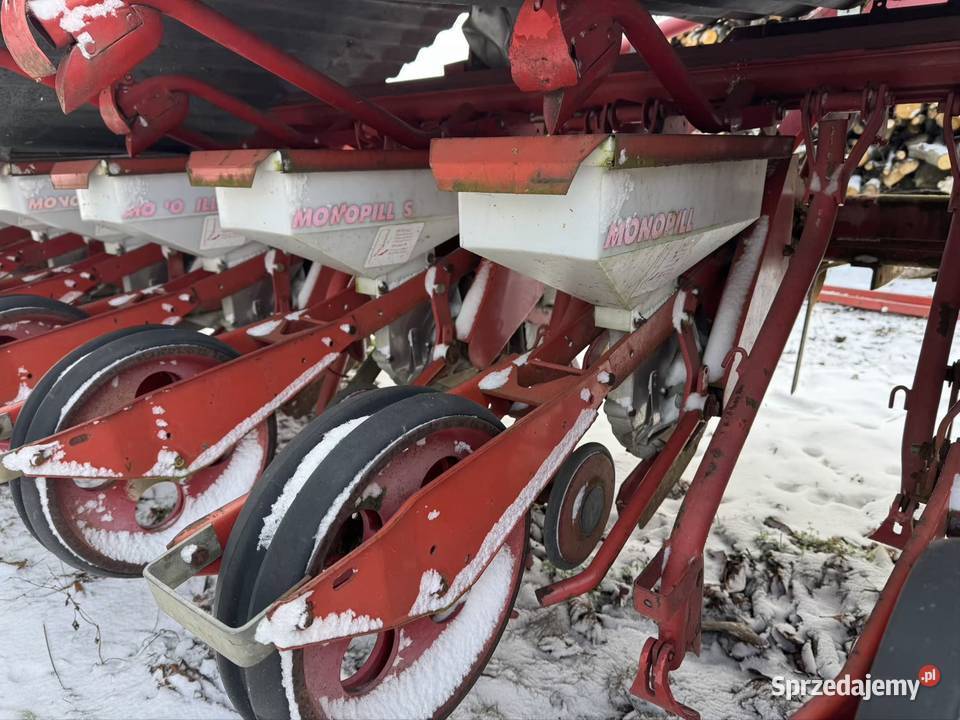 siewnik do buraków kverneland accord monopill S wielkopolskie Strzydzew