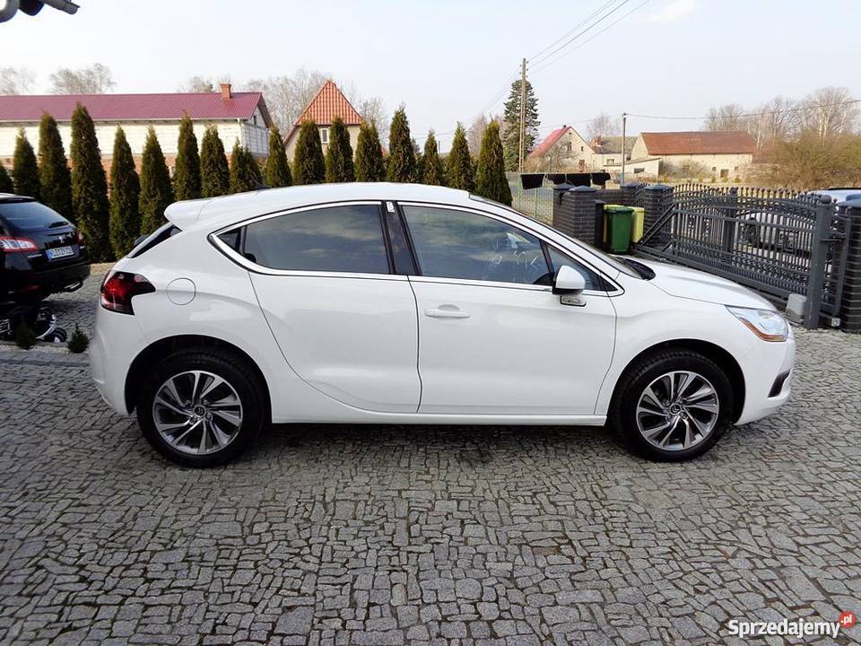 Sprzedam Citroen DS4 automatyczna skrzynia elektryczne szyby