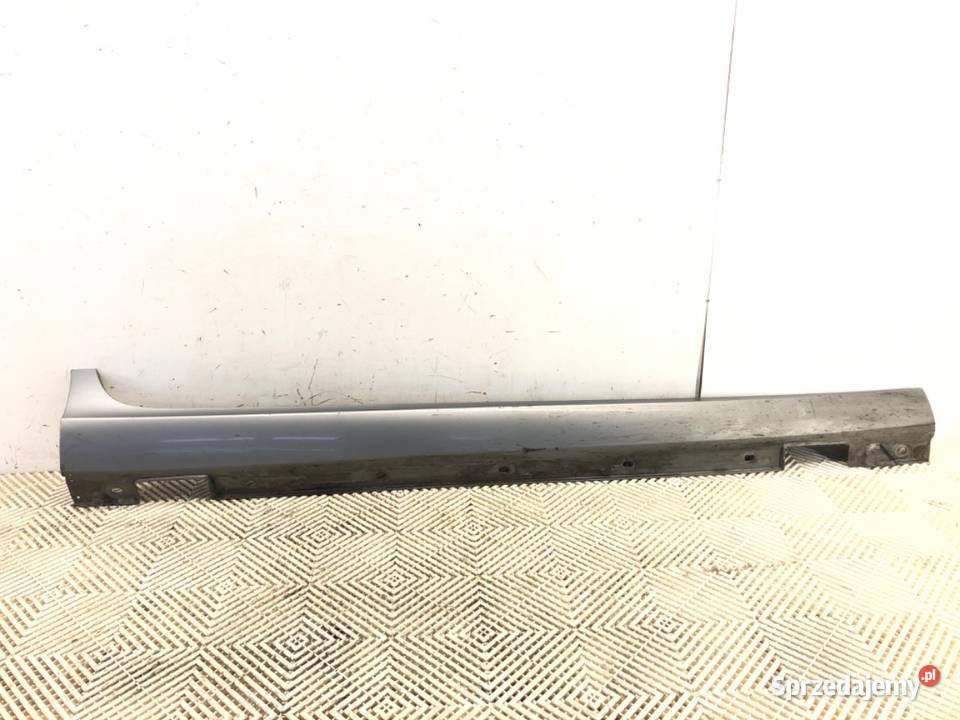 LISTWA PROGOWA PRAWY MERCEDES C218 Hatchback