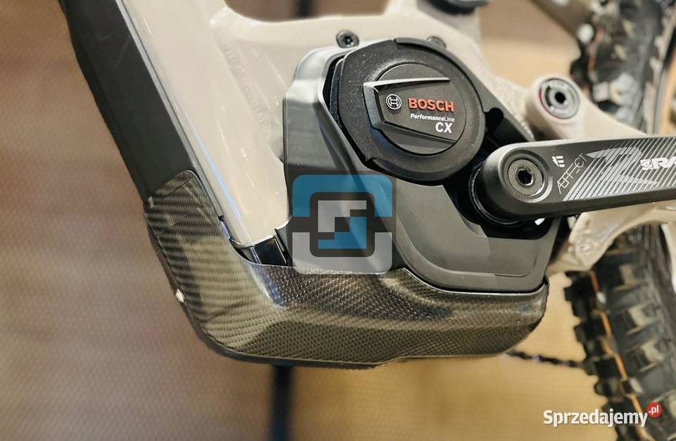 Osłona karbonowa pod silnik bosch focus sam2 Jasienica