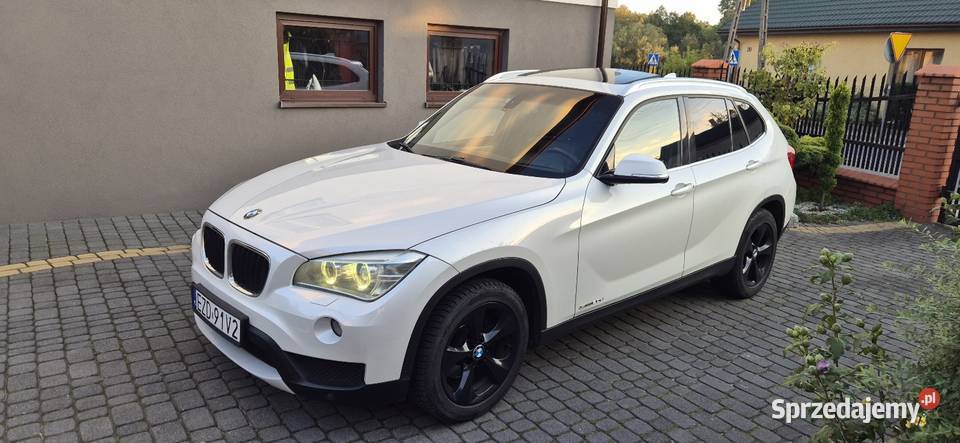 BMW X1 2012Navi Ksenon Panorama Biała perła kamera cofania Łódź sprzedam