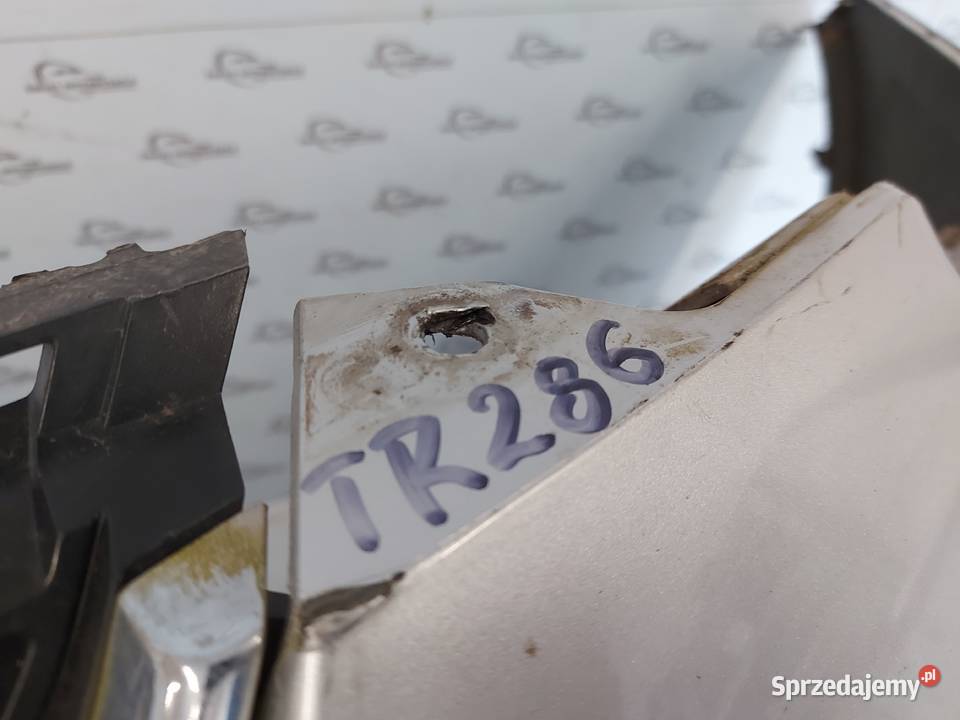 OPEL ANTARA 13r zderzak przód 25953692 Kielce sprzedam