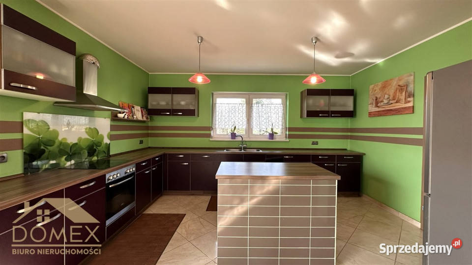 Dom wolnostojący 3075m2 Pierściec sprzedam