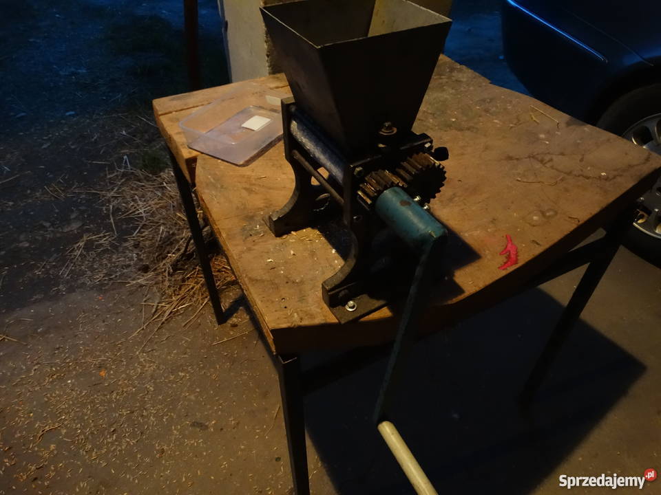 GniotownikMłynek walcowy Kończyce sprzedam