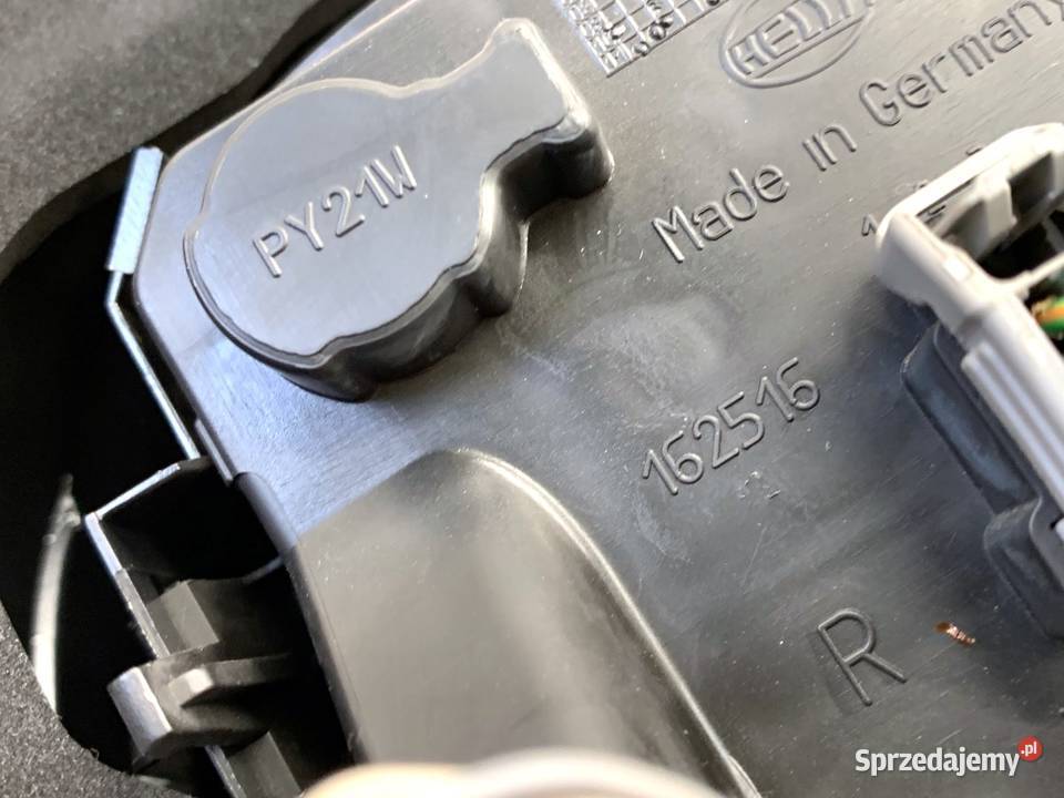 LAMPA PRAWY TYŁ VOLVO S80 II SedanLimuzyna 0616 podkarpackie