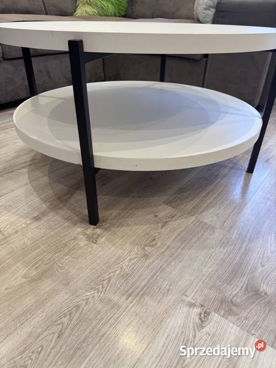 Okrągła lawa Piotrków Trybunalski