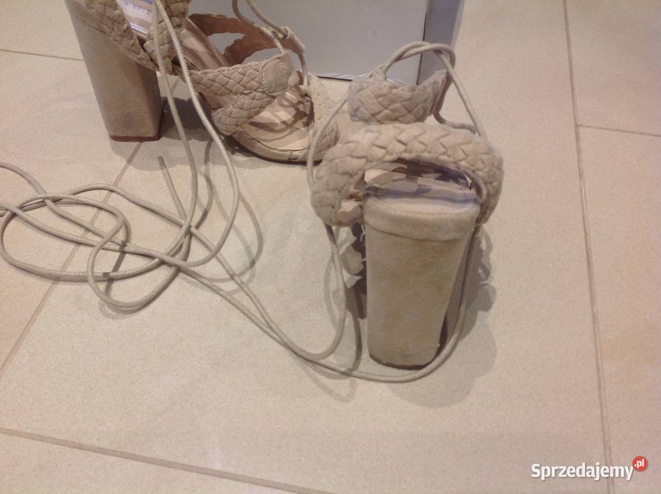 Zamszowe Sandałki Beżowe wiązane Damskie r 35 j Nowa Sól
