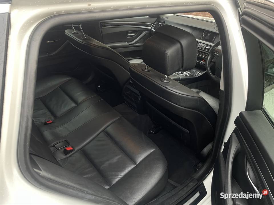 BMW f1110 520d pełna książka serwisowa przyciemniane szyby Strzyżewice