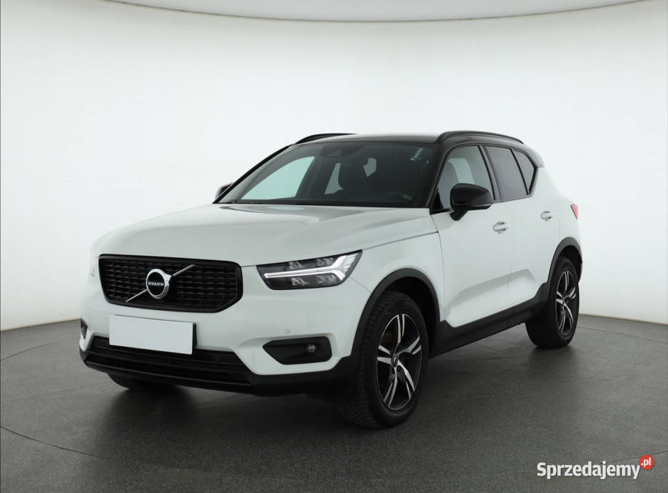Volvo XC40 T3 tempomat