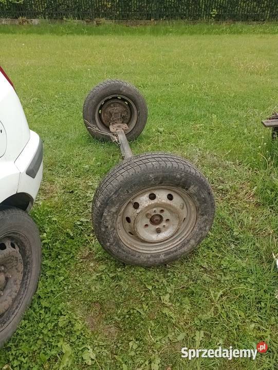Oś przyczepki z kołamiresorami Bobrek