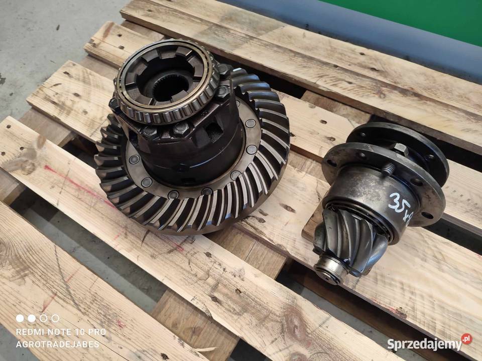 Mechanizm różnicowy Massey Ferguson 860 8x35 Wilkowo