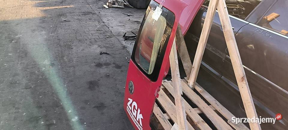 DRZWI PRAWE TYŁ VOLKSWAGEN CADDY III LK3A osobowe