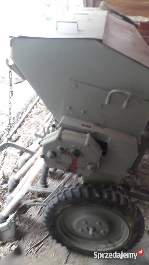 Siewnik poznaniak 3m 26 leje nieuszkodzony Ruszcza