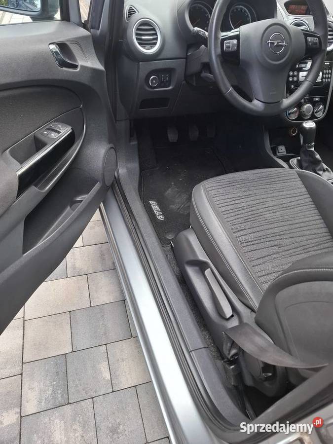 OPEL CORSA D 1cm3 Babice