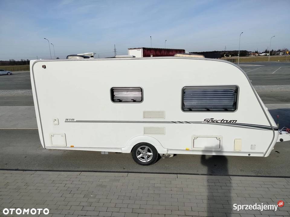Stan Idealny zarej w Swift spectrum Rok produkcji 2008 Kempingowe