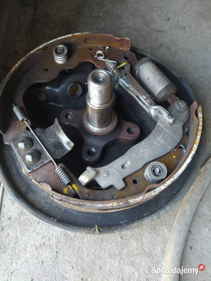 BĘBNY PIASTY SZCZĘKI CYLINDRY ŁOŻYSKA RENAULT wielkopolskie Przedecz