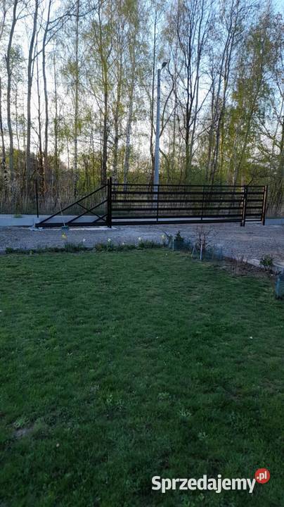 Brama przesuwna Górno