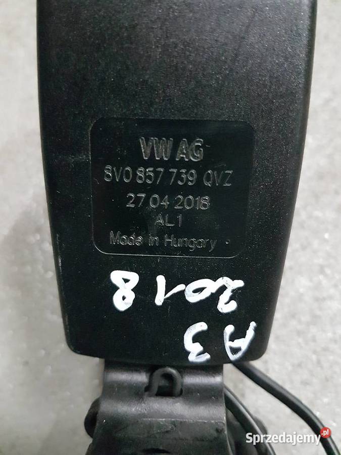 AUDI A3 8V ZAPINKA PASA TYL GNIAZDO CZUJNIK Turek sprzedam