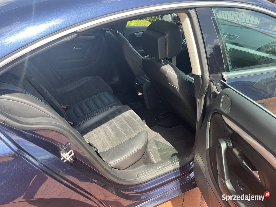 VOLKSWAGEN PASSAT CC garażowany Świętoszów