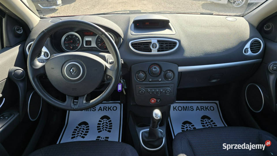 Renault Clio Benzyna 16 III 20052012 manualna Zieleniewo