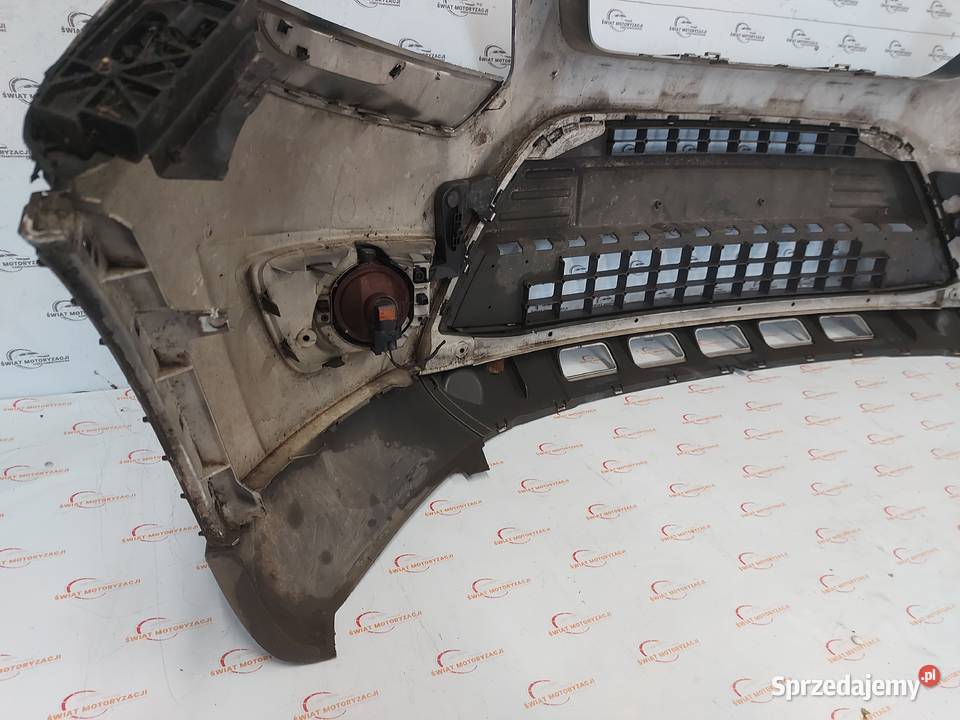 FORD KUGA MK1 zderzak przód 8V4117757A osobowe