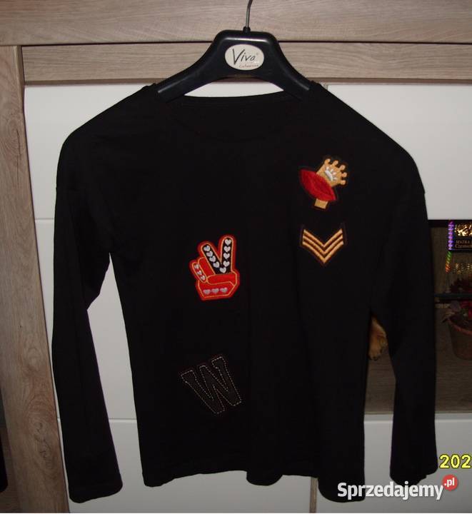 Czarna bluzka z naszywkami MISS LORELLI r134146 Bluzki, koszulki i kaftaniki wielkopolskie Rawicz