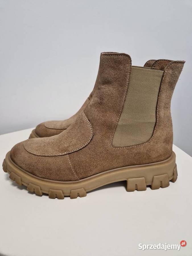 Skórzane botki w kolorze beżowym skóra Nowogard