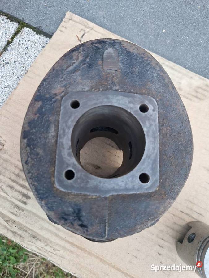 Cylinder szlifie nowy tłok pierścienie Szydłowiec