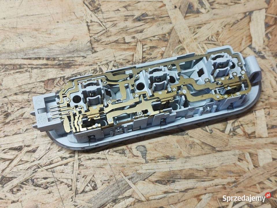 Lampka Oświetlenie Kabiny Renault Megane II Pleszew