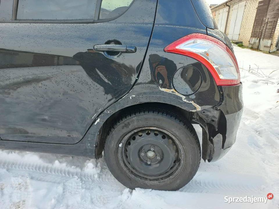 Suzuki Swift 12 benzyna 114 przebiegu Suzuki Poddębice