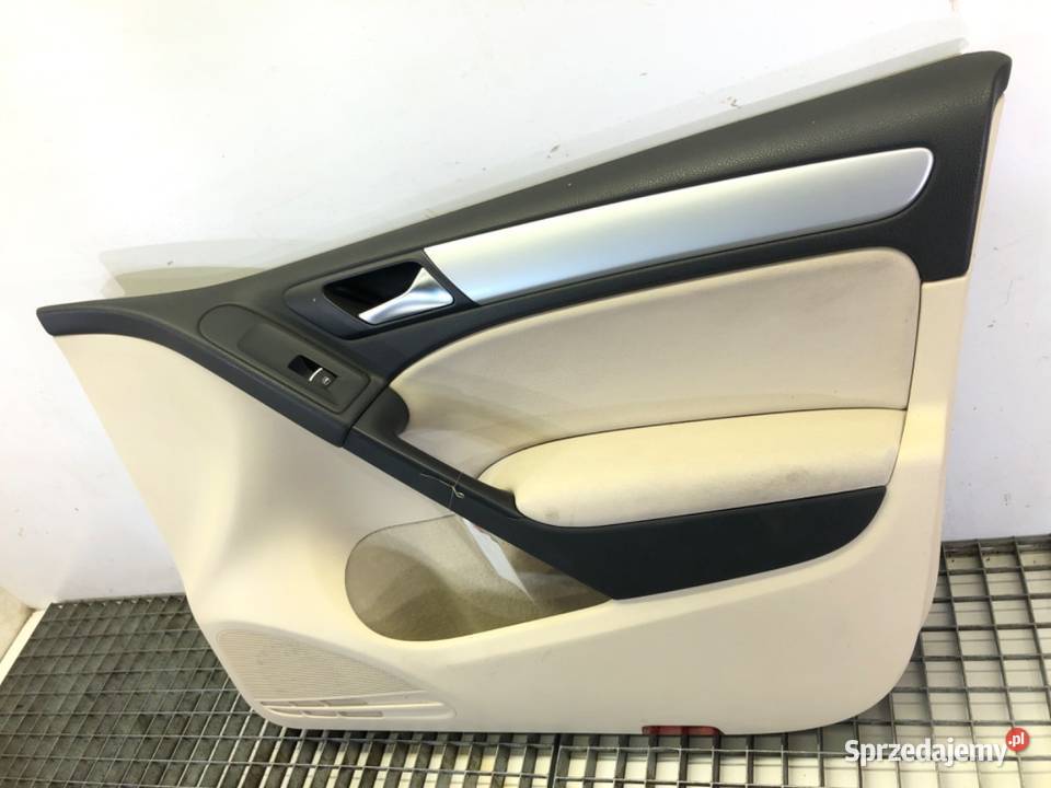 BOCZEK DRZWI PRAWY PRZÓD VW GOLF VI Hatchback Motoryzacja sprzedam